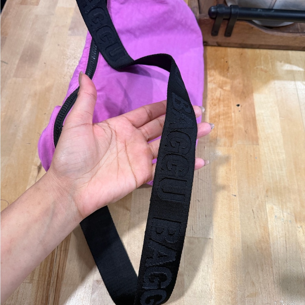BAGGU Crossbody Bag in Bright Pink with Black Strap - Picture 3 of 13